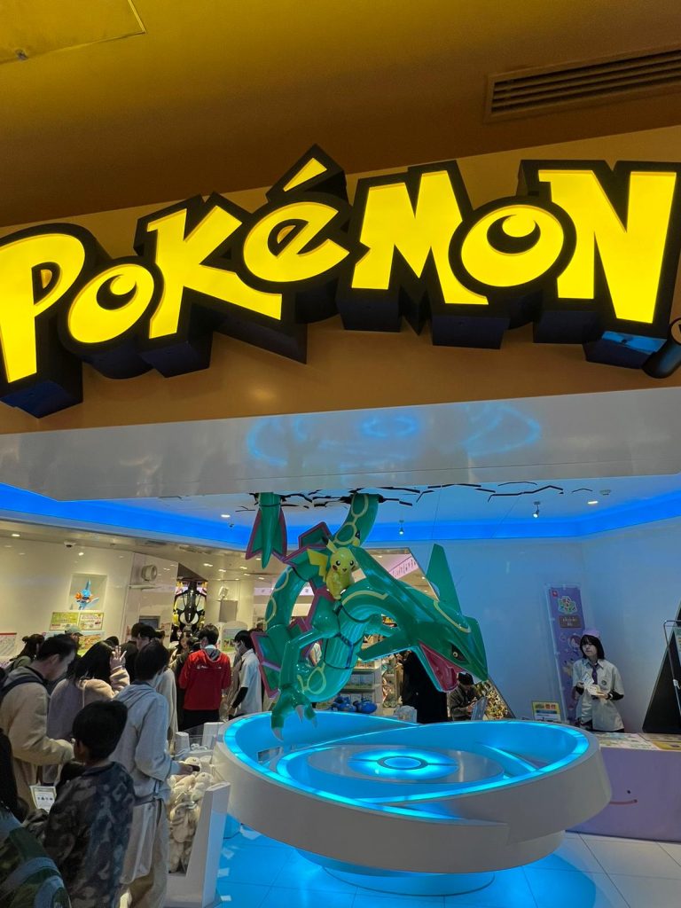 japonya pokemon center